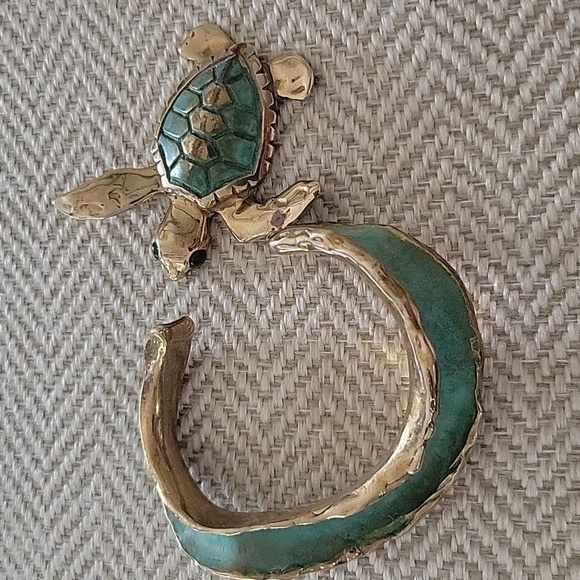 Anisa Stewart Wave Collection - Picture 2 of 7